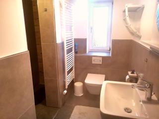 Ruhiges Ferienhaus mit viel Platz und Ladestation für E-Auto - 1