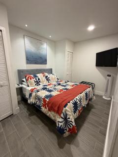 Cozy, private studio - 6