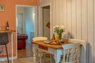 Charming Cottage in the Heart of Newport - Pass the Keys - 3