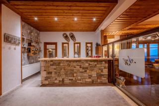 Alpen House Hotel & Suites - 6