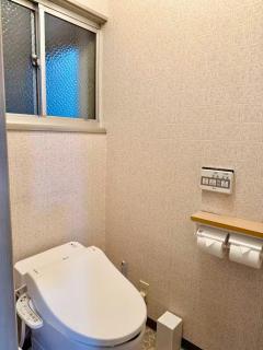 Roomy 4BR Home Sleeps 9／ShinOsaka／Large Groups - 9