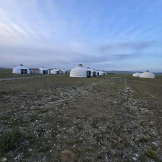 Nomad equestrian Luxury Ger camp - 2