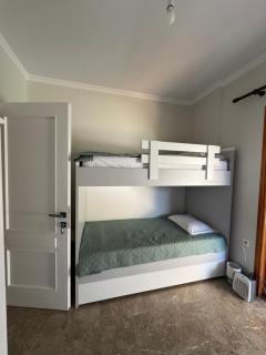 Syrios 140sqm Apartment - 8