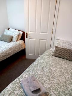 Stylish 2-Bed House in Stamford Town Centre - 6