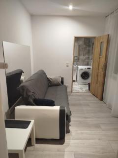 City Center Apartment 45m, 100m from RYNEK and Wisła River 1 Bedroom and 1 Living Room with Kitchen plus Bathroom, a perfect Family Friendly Place or for Home Office and a longer Stay, a proper office desk with business chair provided, - 2