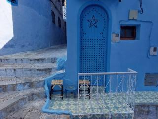 Tiny home with traditional design - 0