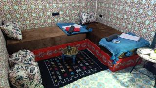 Tiny home with traditional design - 9