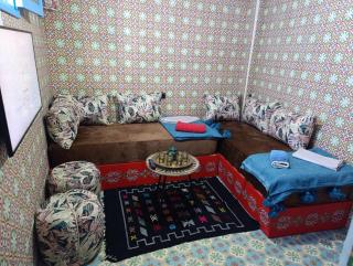 Tiny home with traditional design - 3