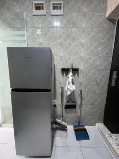 Spacious one bed self compound - 7