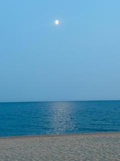 House with ocean and mountain views - 3