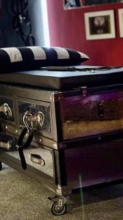 Fantasy Naughty Den - Central Brighton - 7