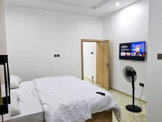 3-Bedroom fully serviced terrace in Orchid, Lekki Sig4 - 5