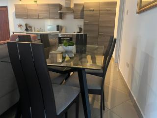 R&P 2Bedroom Apt at Cantonments - 1