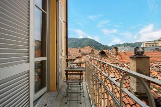 Delightful a Few Steps From Port - 6