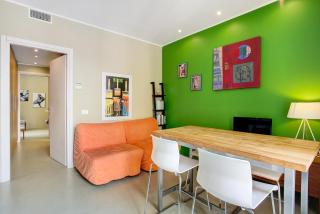 Delightful a Few Steps From Port - 3