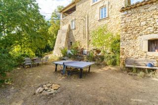 Gîtes in Mas Uzes zwembad en grote tuin - 1
