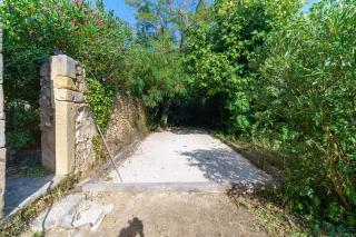 Gîtes in Mas Uzes zwembad en grote tuin - 2