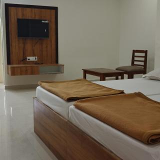 Sgr Luxury Homes - 6