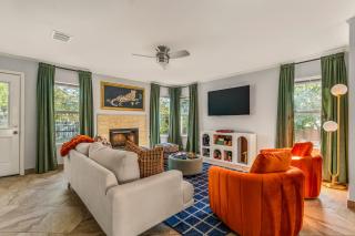 Playtime Bonanza House - Game Room & Playground - 1