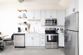 Brewery District 2-Story 2BR Apt Near Fiserv with Rooftop, Gym, and Parking - 7