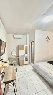 Roomate Inn Sky Garden - 4