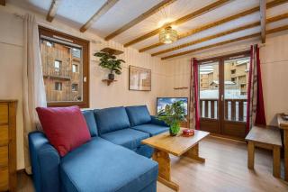 Ski-In and Out Mountain View Escape - 2