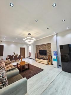 Luxury Apartment with stunning city view - 9