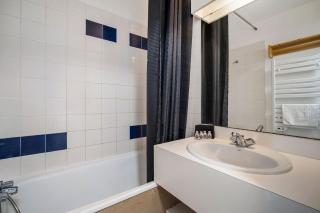 Mountain View Ski-In and Ski-Out Apartment - 6