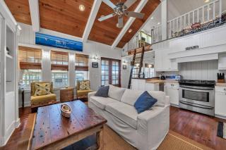 Destin Harbor Cottage Boat Slip Pickleball Fun - 6