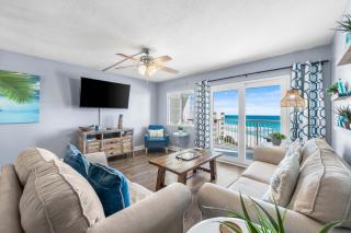 Holiday Surf and Racquet Unit 706 - 9