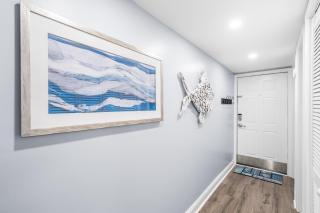 Holiday Surf and Racquet Unit 706 - 3