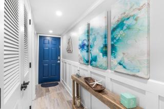 Holiday Surf and Racquet Unit 713 - 5