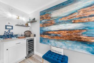 Holiday Surf and Racquet Unit 713 - 3