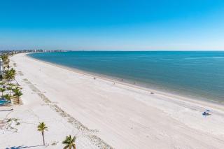 New Build - Pool - Walk to Beach - 9