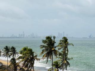 Ocean Luxe - Beachfront Stay with Infinity Pool - 2