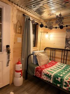 Creekwood Cottage - 6