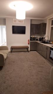 Victorian Suites Apartment - 7