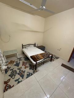 AJMAN HOME Stay ONLY FOR COUPLES FAMILY AND LADIES - 8