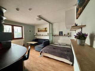 Calm Studio in Quiet Area - 0