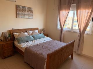 Beachfront Sirena Lighthouse Sea View Apartment - 6