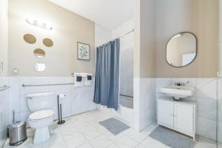 Modern 2 bedroom - Center City Philadelphia - 4