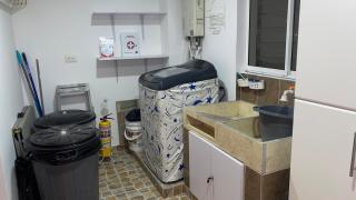 Casa Primaveral Espaciosa Cerca al Estadio - 4