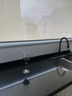 Departamento 3 amb zona Güemes con cochera cubierta - 1