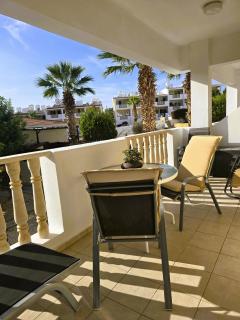 Emily's Sun Escape - 4