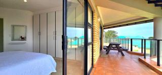 Under The Boardwalk - Kingsburgh - 8