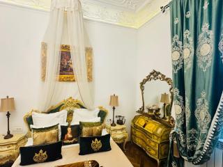 Conacul Coroanei Luxury Boutique Hotel - Bucarest - 7