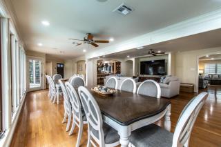 Ocean Drive Grand Estate Sleeps 52 Pool - 2