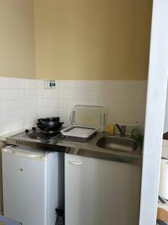 Studio équipé avec balcon - 5