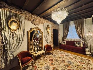 Conacul Coroanei Luxury Boutique Hotel - Bucarest - 4