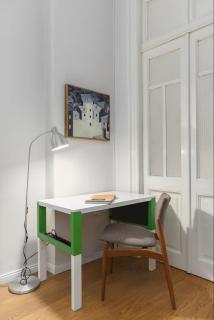 Basquiat - Gallery Style Central Neoclassical Apartment - 6